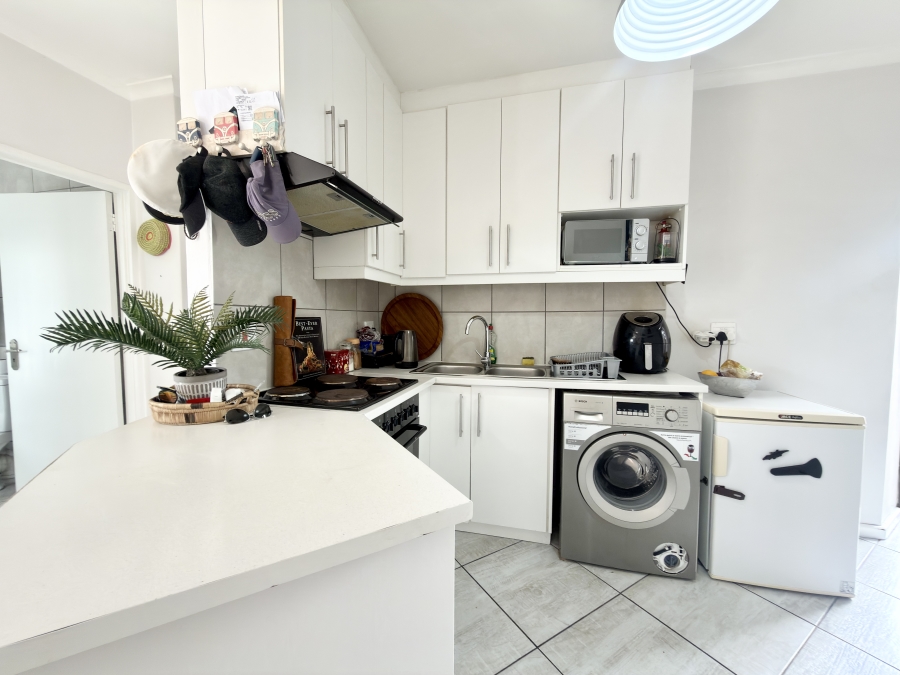 2 Bedroom Property for Sale in Table View Western Cape